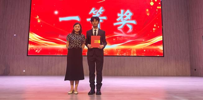 N@70}87VAVZFMGJ1L2YQW2V